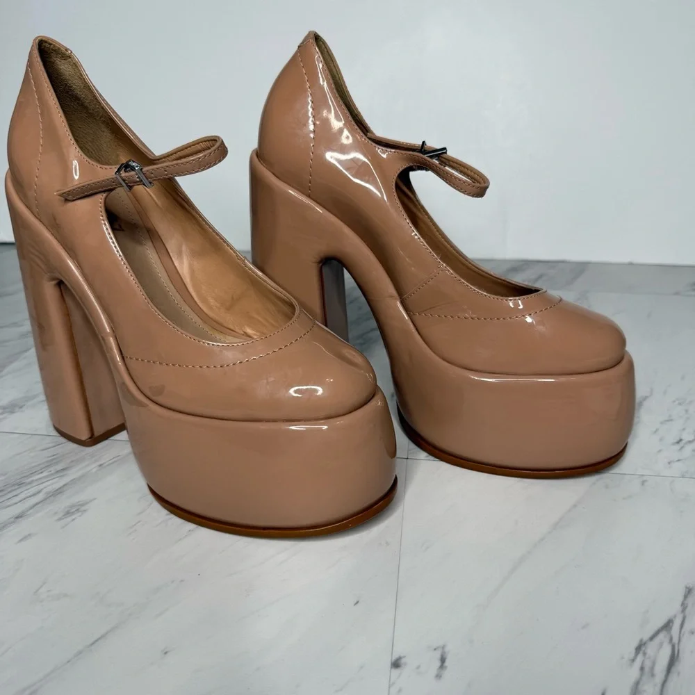 Schutz Zayne Tan Patent Platform Mary Jane 8B